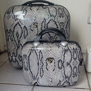 Snakeskin Pattern Travel Bag Set